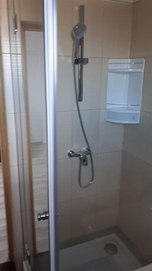 Apartament Lulu Mamaia Nord, 3 Minute De Plaja 那沃达利 外观 照片