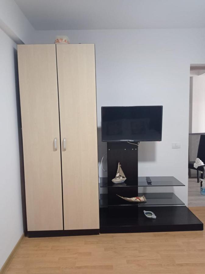 Apartament Lulu Mamaia Nord, 3 Minute De Plaja 那沃达利 外观 照片