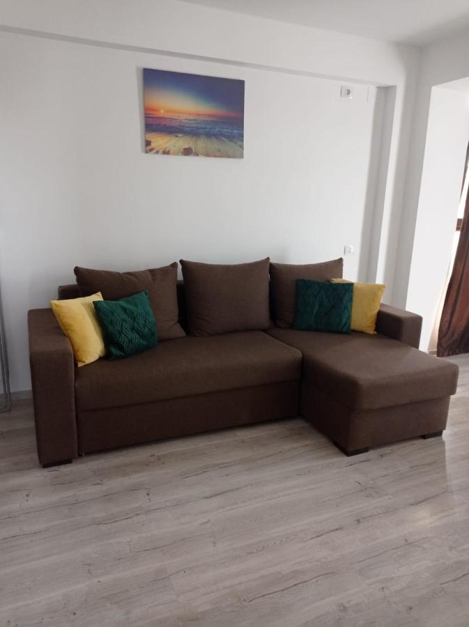 Apartament Lulu Mamaia Nord, 3 Minute De Plaja 那沃达利 外观 照片